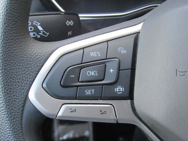 Used 2023 Volkswagen Jetta Sport image 31