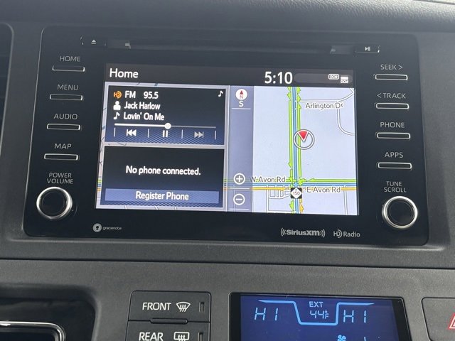 Used 2020 Toyota Sienna XLE w/ XLE Navigation Package image 25