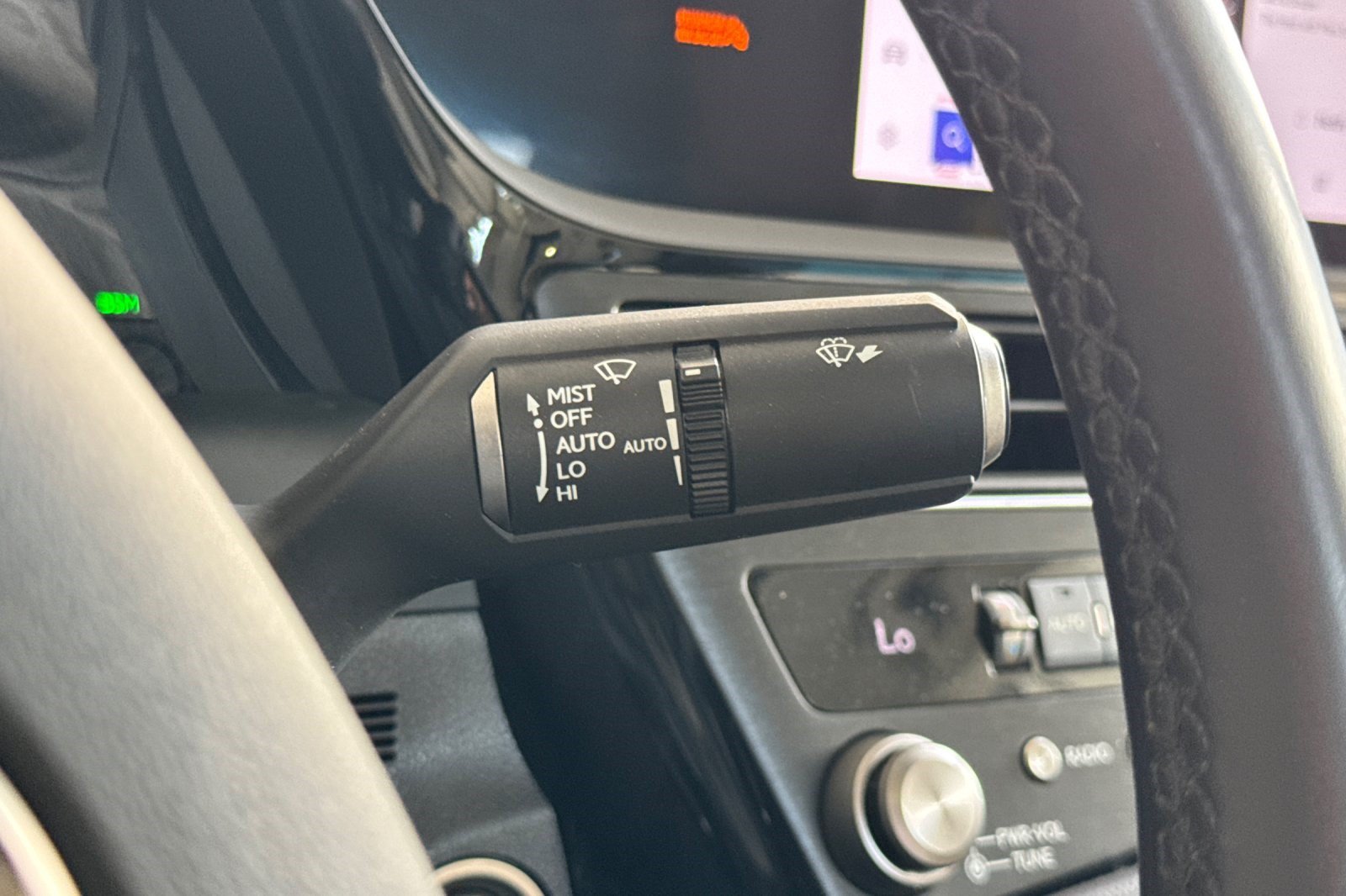 Certified 2023 Lexus ES 350 w/ Premium Package FWD image 32