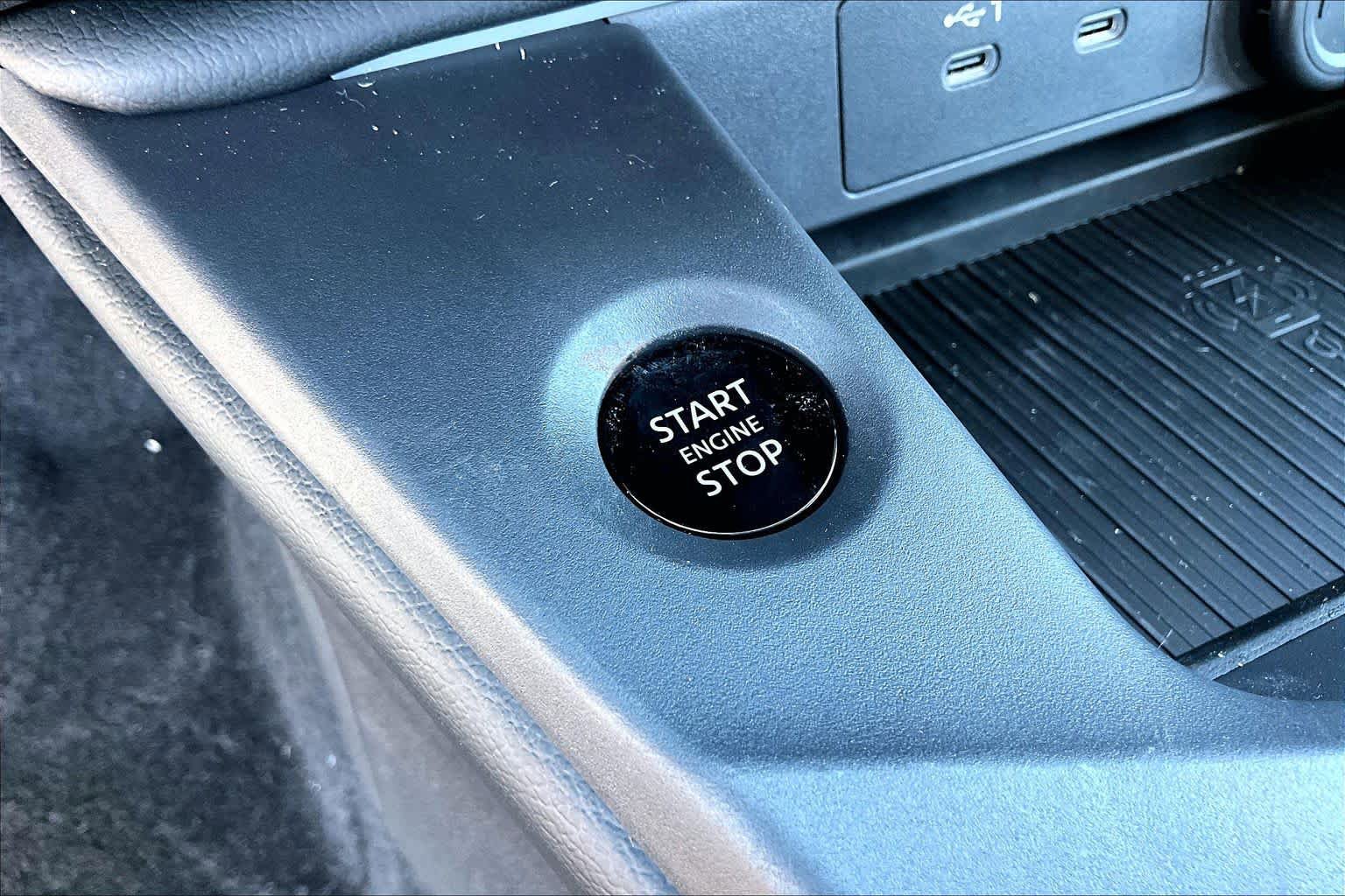 New 2026 Nissan Sentra SR w/ Floor Mat Package image 13