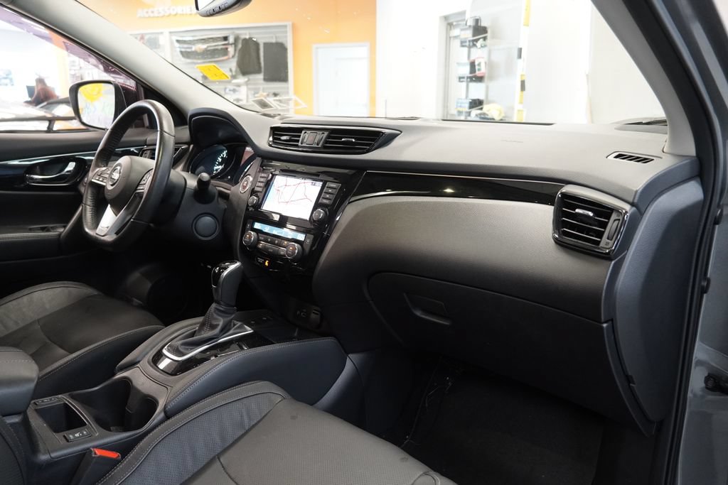 Used 2019 Nissan Rogue Sport SL w/ Premium Package AWD/4WD image 33