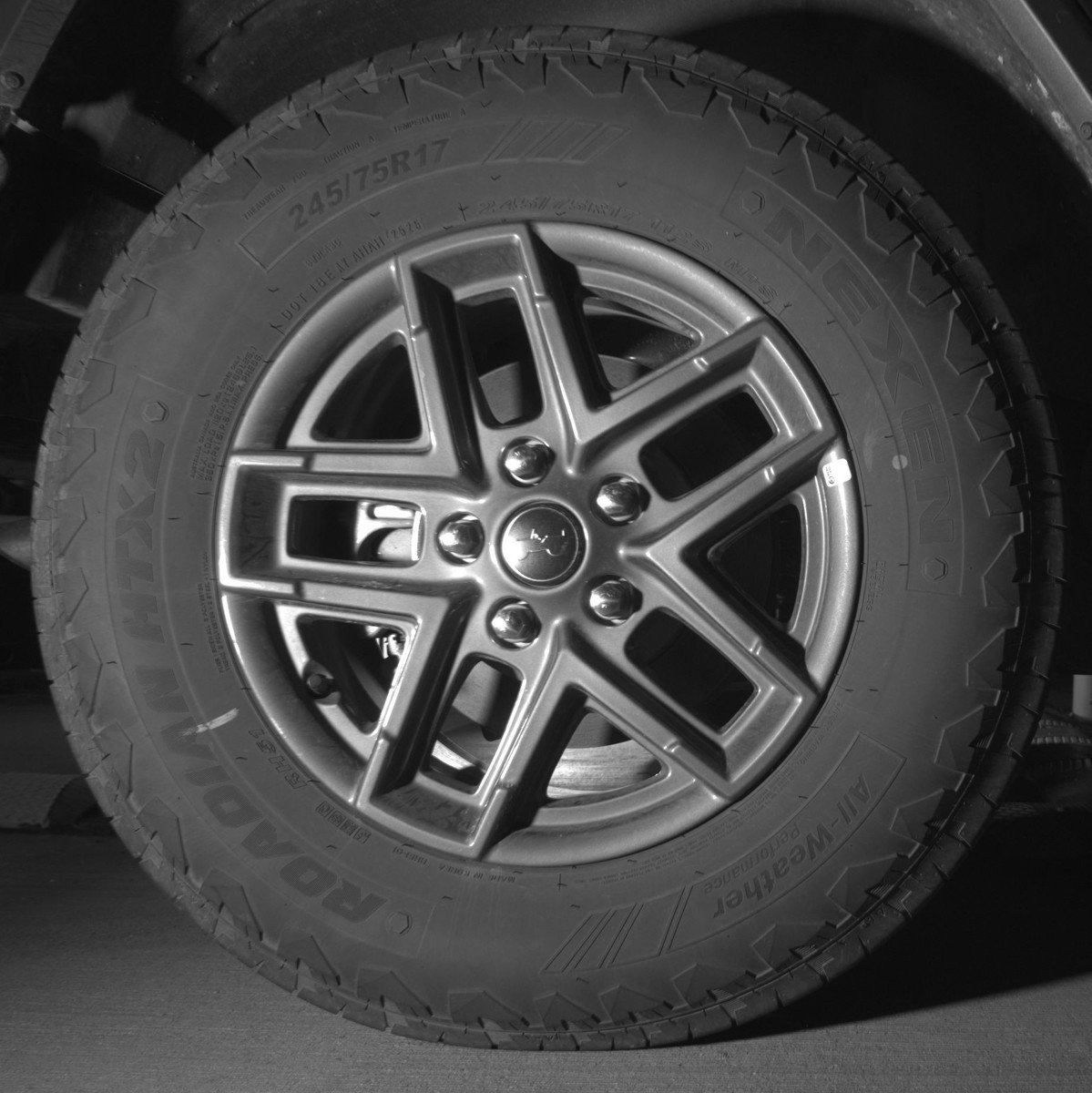 Used 2025 Jeep Wrangler Sport S image 15