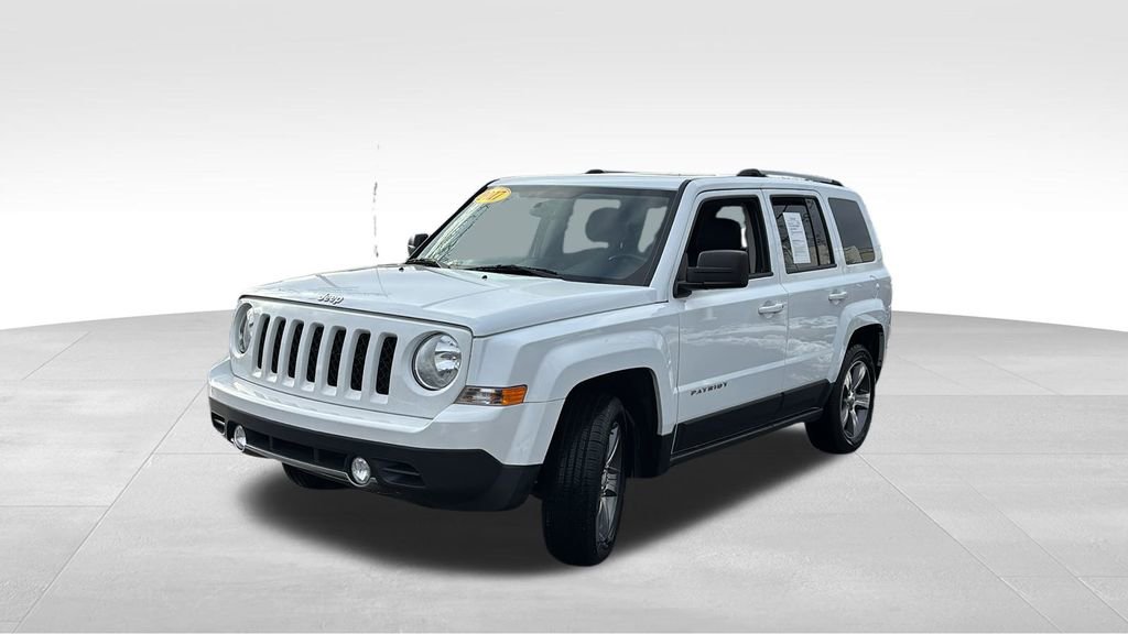 Used 2017 Jeep Patriot High Altitude image 3
