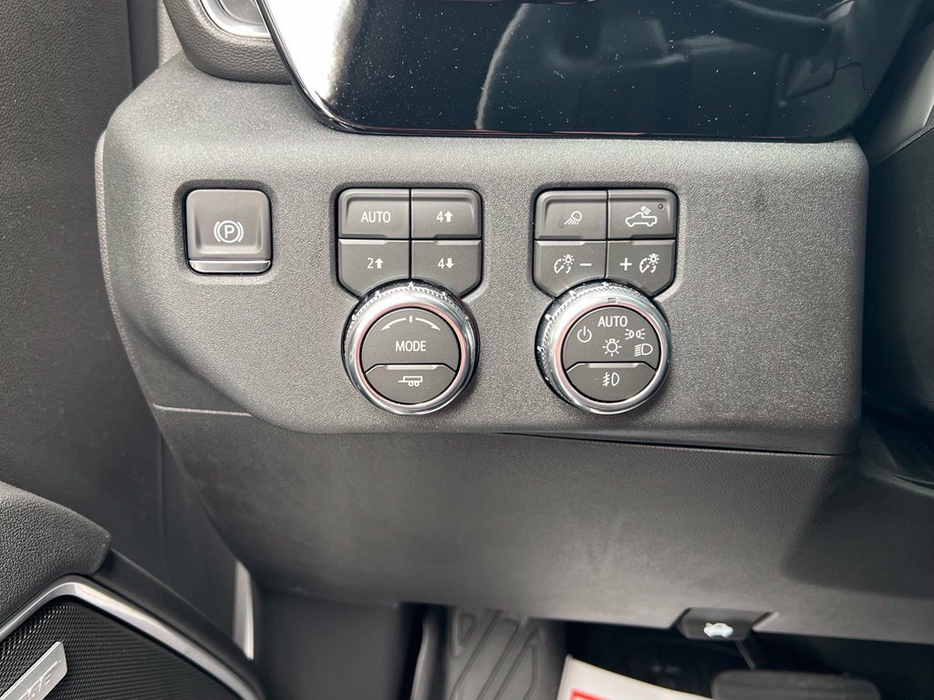 New 2026 GMC Sierra 1500 SLT w/ SLT Premium Package AWD/4WD image 27