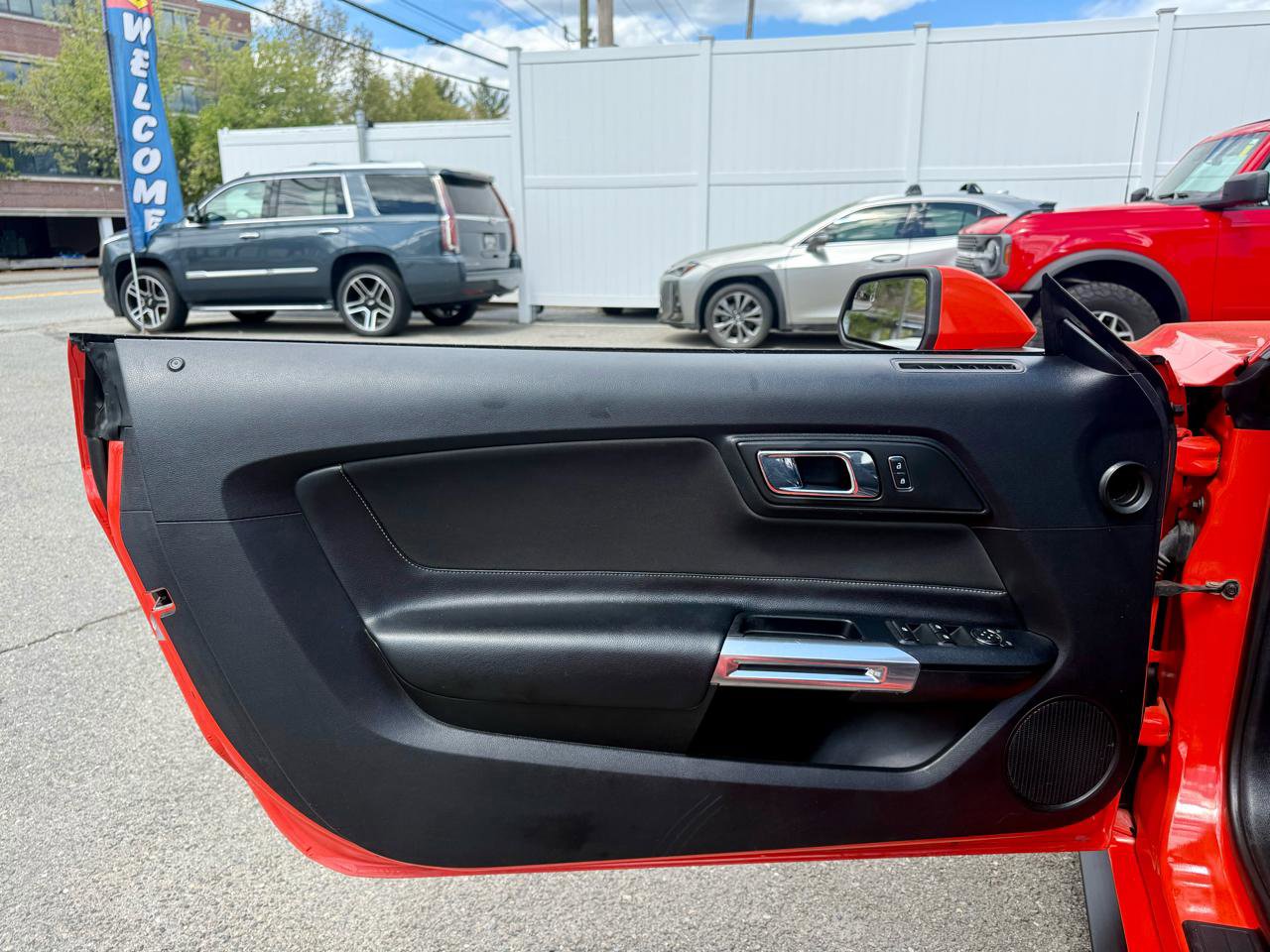 Used 2015 Ford Mustang Convertible w/ Equipment Group 051A RWD image 15