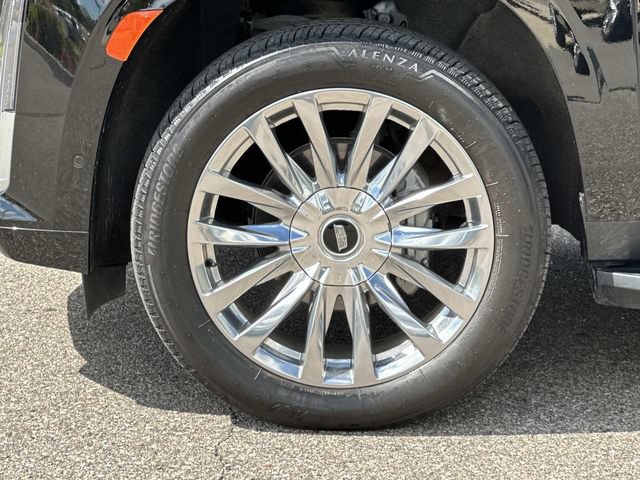 Used 2022 Cadillac Escalade Premium Luxury AWD/4WD image 8