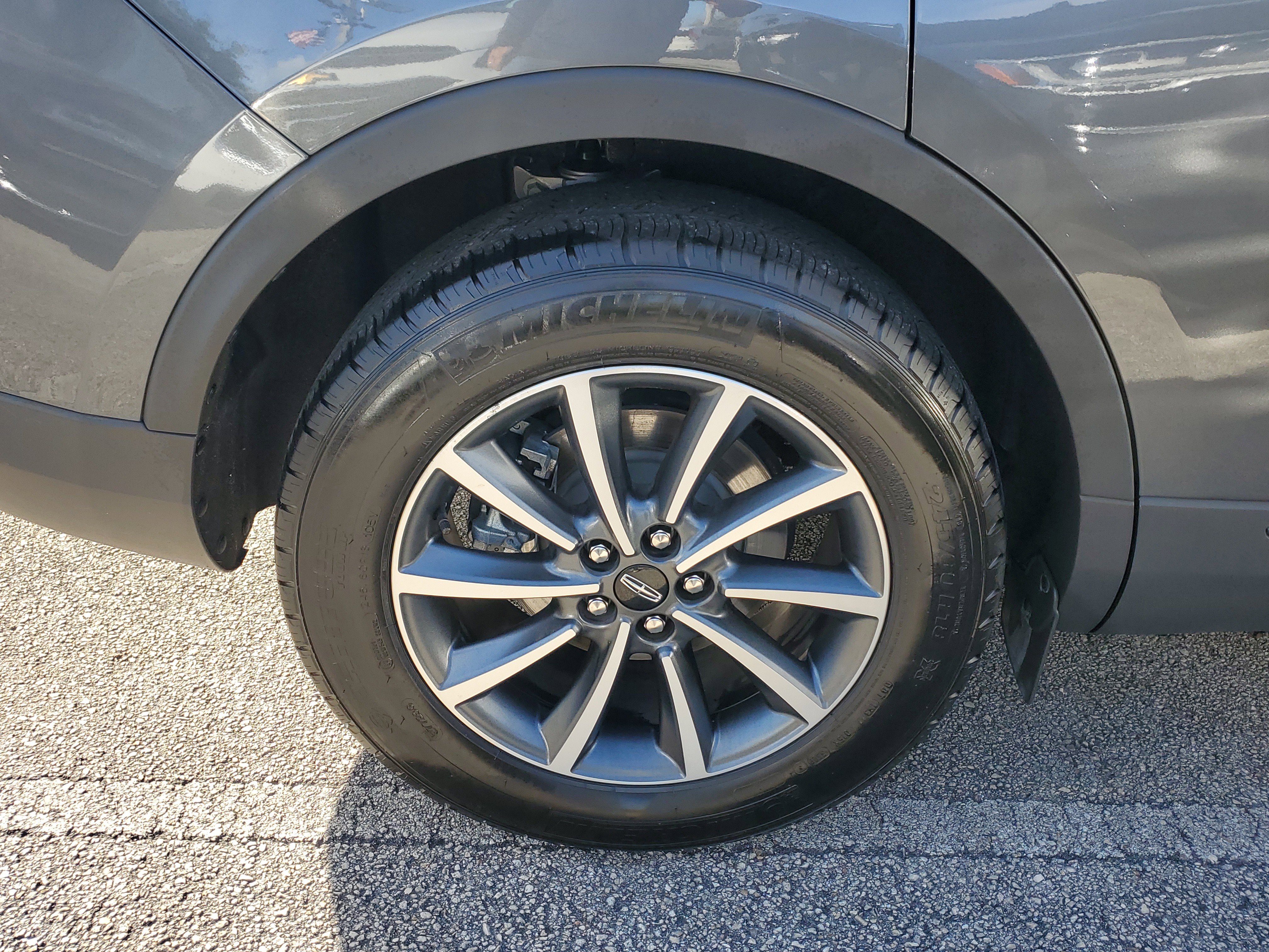 Certified 2022 Lincoln Nautilus FWD image 7