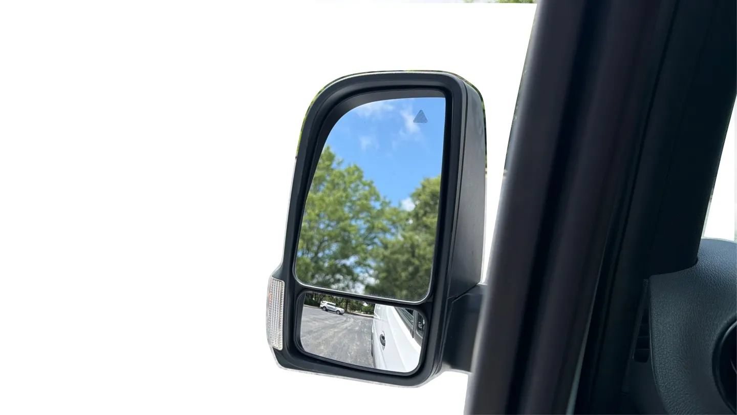 Used 2021 Mercedes-Benz Sprinter 2500 image 39