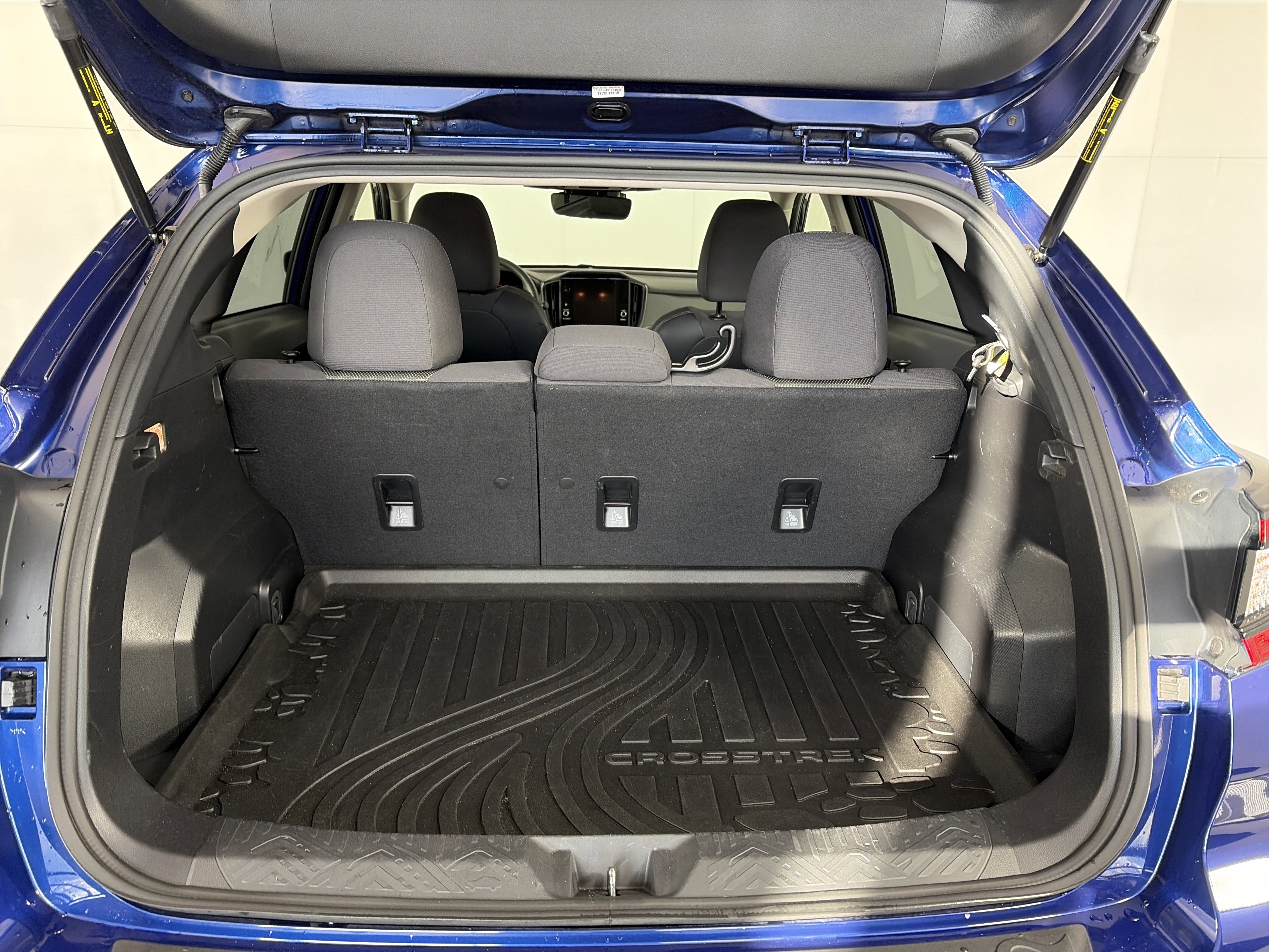 Used 2024 Subaru Crosstrek 2.0i Premium w/ Crosstrek Mirror Package image 14