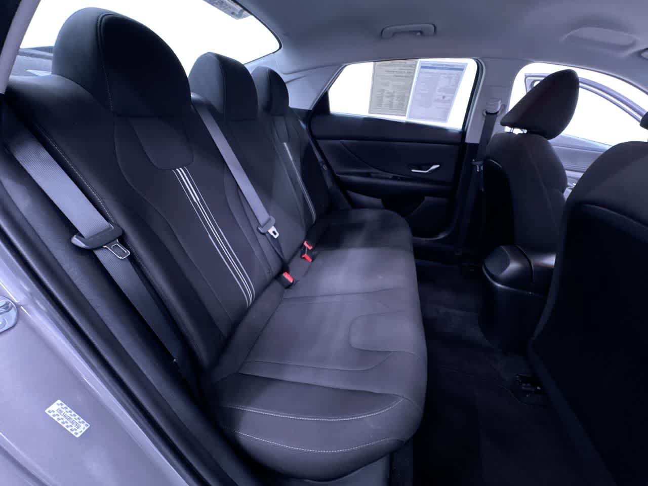 Used 2023 Hyundai Elantra SEL w/ Convenience Package FWD image 38