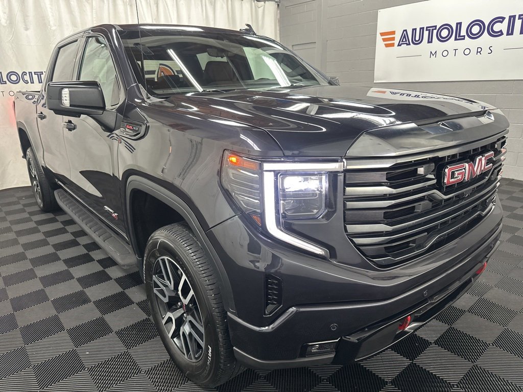 Used 2023 GMC Sierra 1500 AT4 w/ AT4 Premium Package image 2