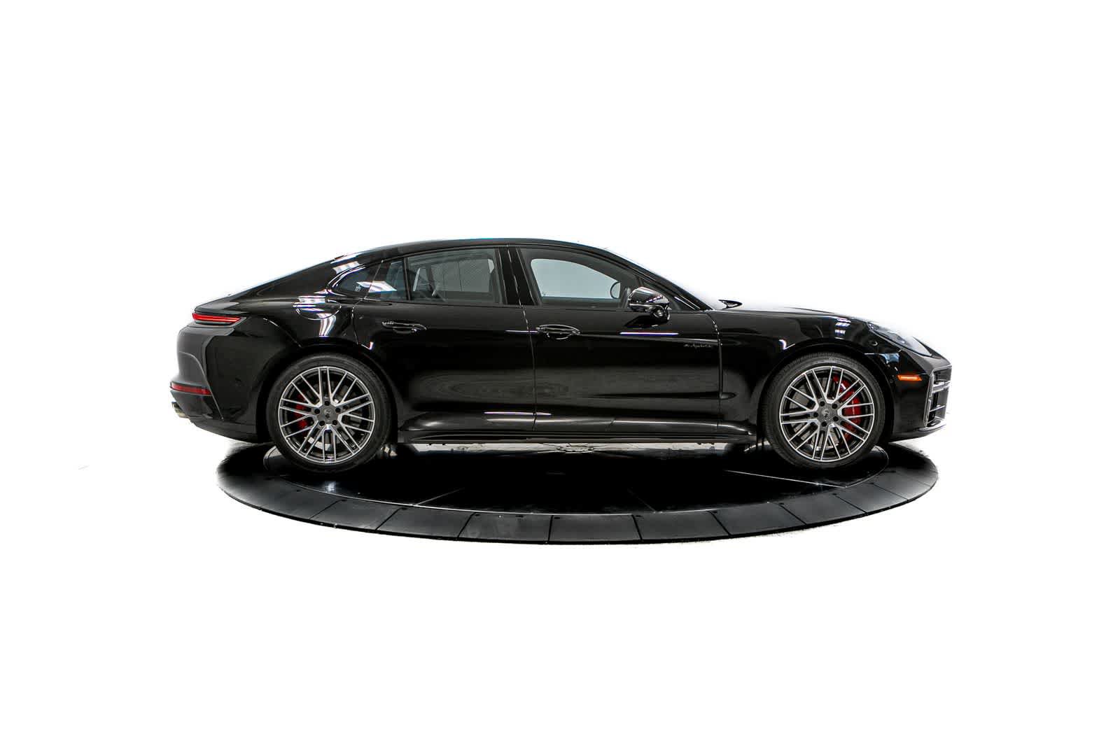 Certified 2025 Porsche Panamera Turbo AWD/4WD image 8