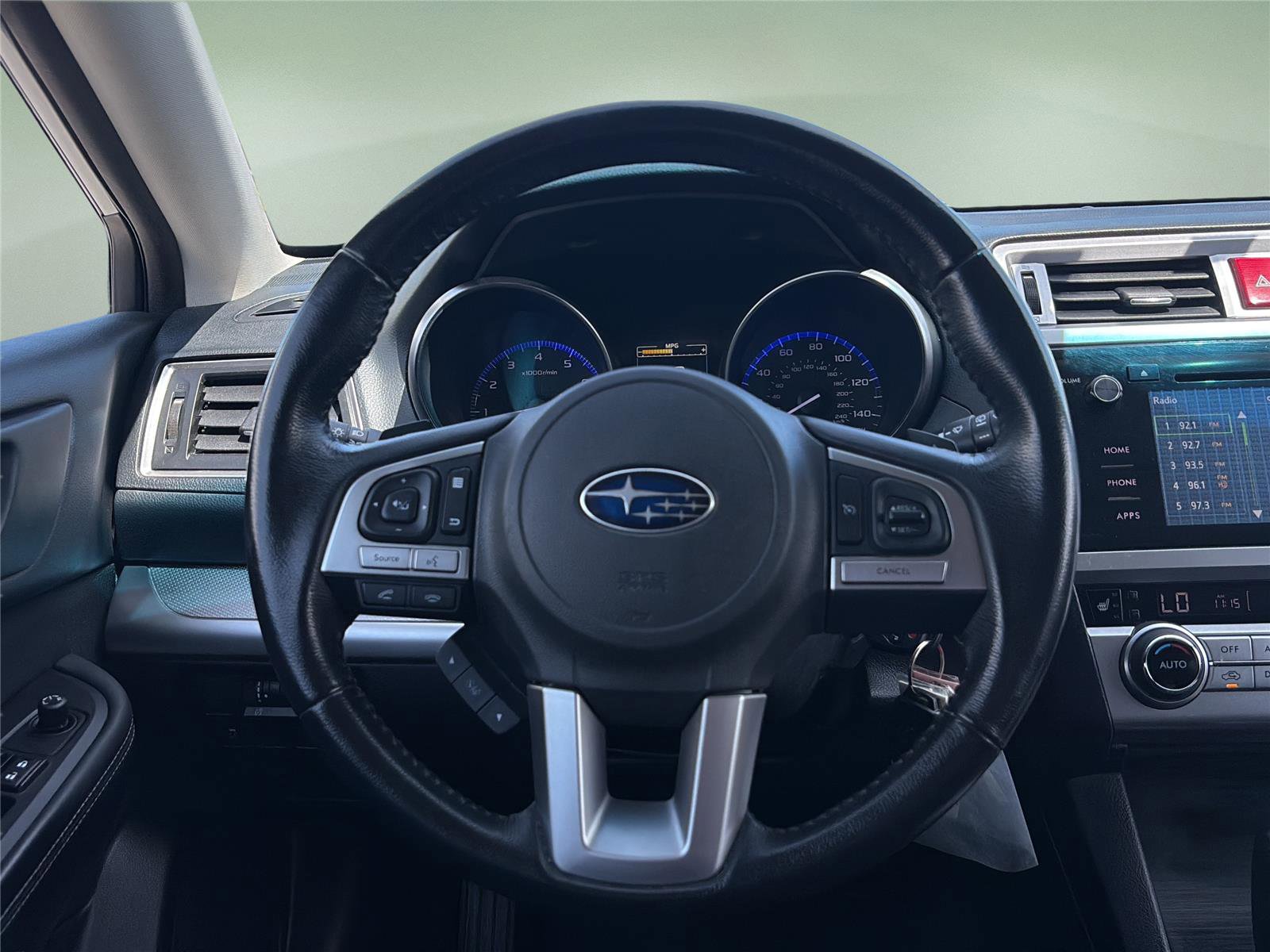 Used 2015 Subaru Outback 2.5i Premium AWD/4WD image 11