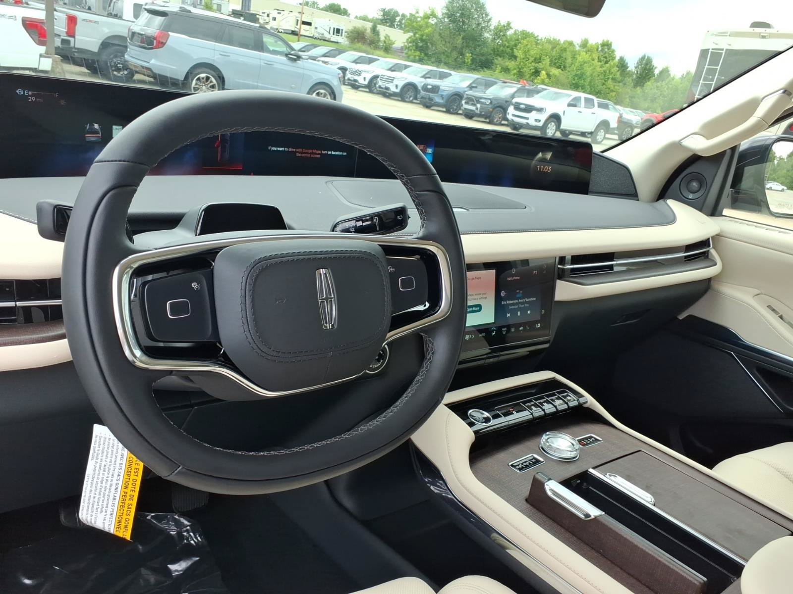New 2027 Lincoln Navigator Reserve AWD/4WD image 9