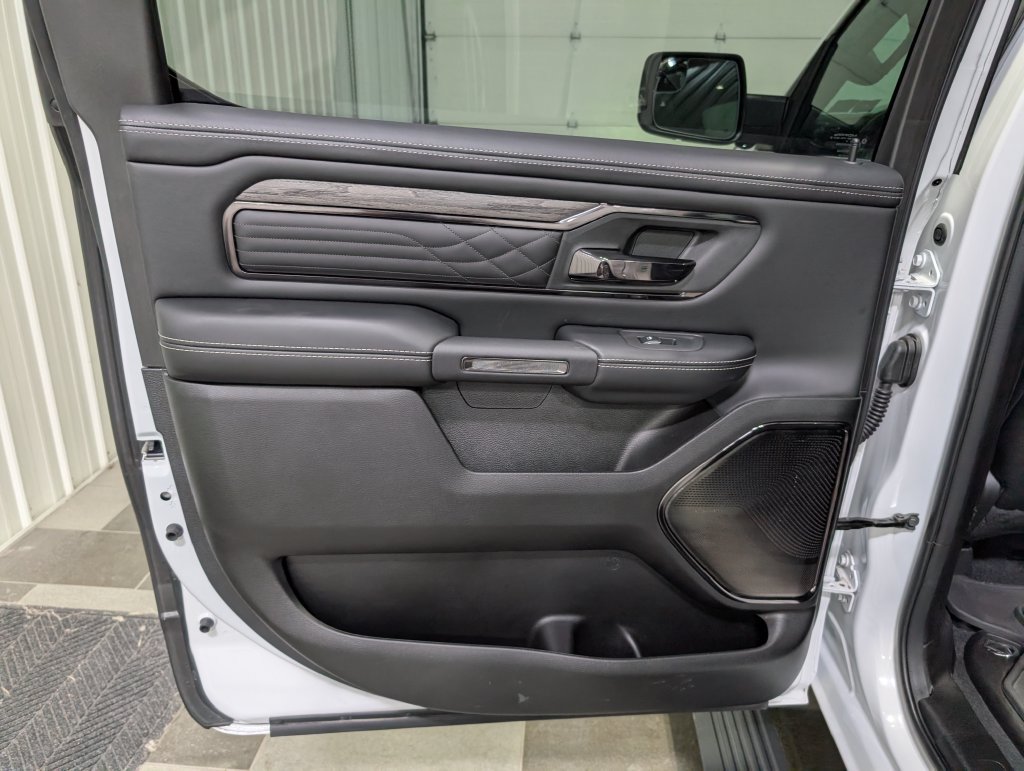 Used 2026 RAM 1500 Limited AWD/4WD image 10