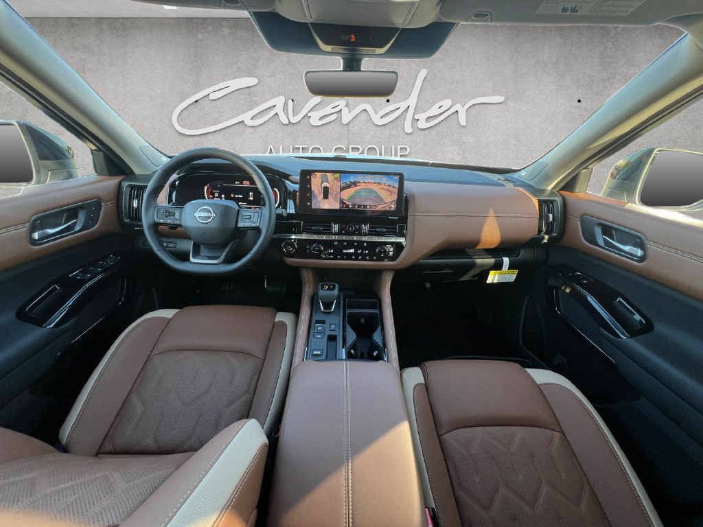 New 2026 Nissan Pathfinder Platinum FWD image 21