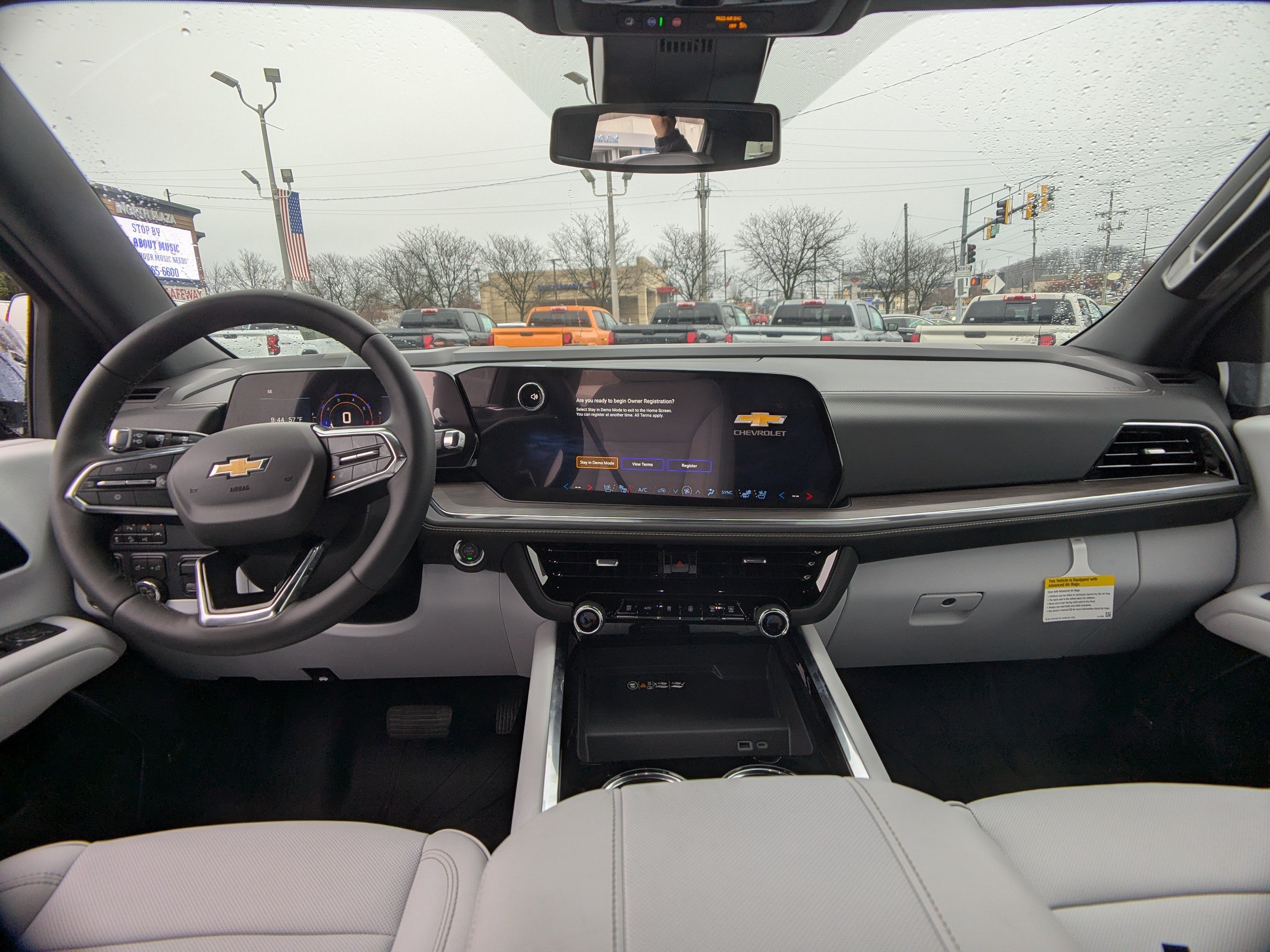 New 2026 Chevrolet Suburban Premier w/ Sun And Tow Package AWD/4WD image 15
