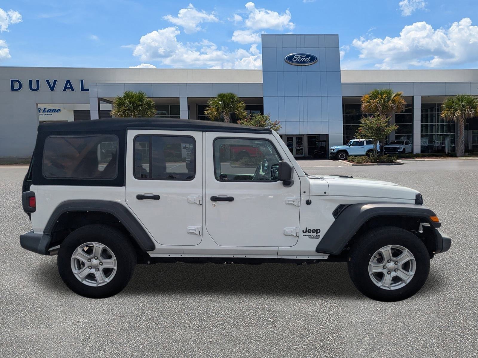 Used 2021 Jeep Wrangler Unlimited Sport image 3