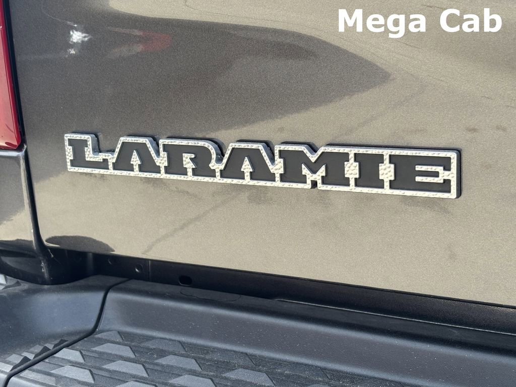 Used 2025 RAM 3500 Laramie w/ Sport Appearance Package image 9