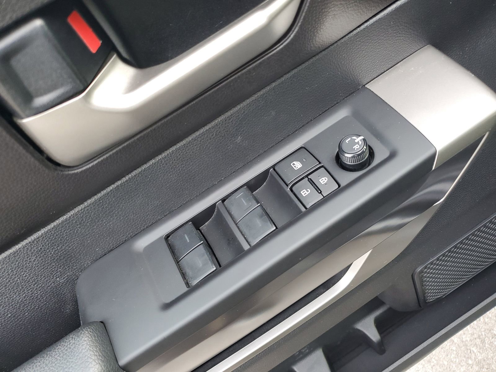 Used 2023 Toyota Tundra SR5 w/ TRD Off-Road Package image 20