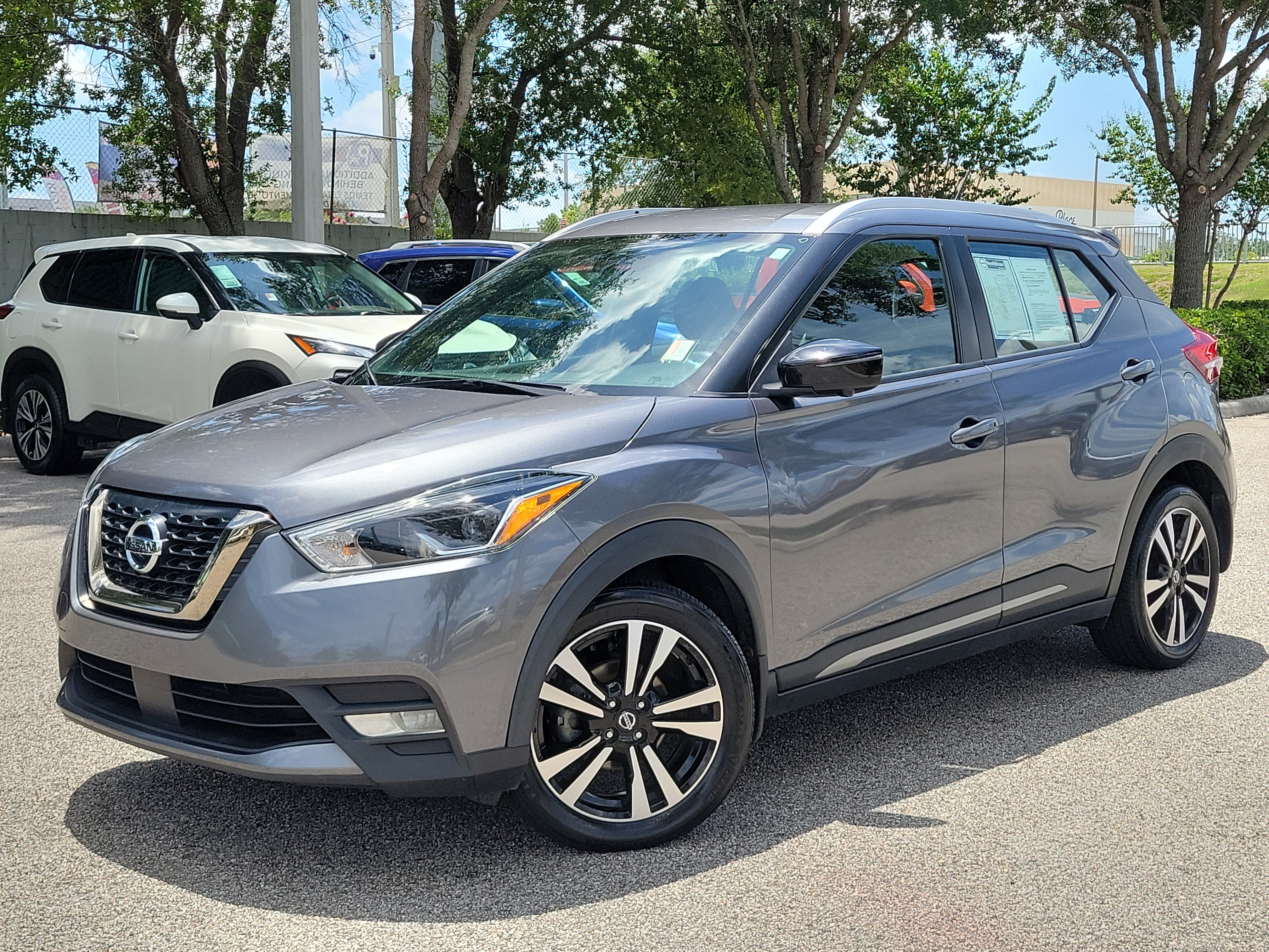 Certified 2020 Nissan Kicks SR w/ SR Premium Package FWD image 33