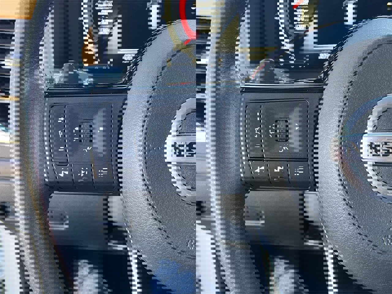 Certified 2021 Nissan Rogue Platinum image 11