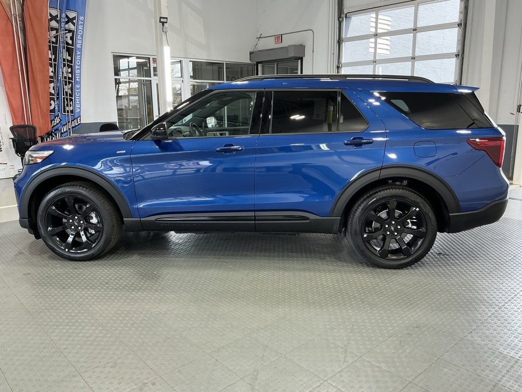 Used 2023 Ford Explorer ST-Line image 56