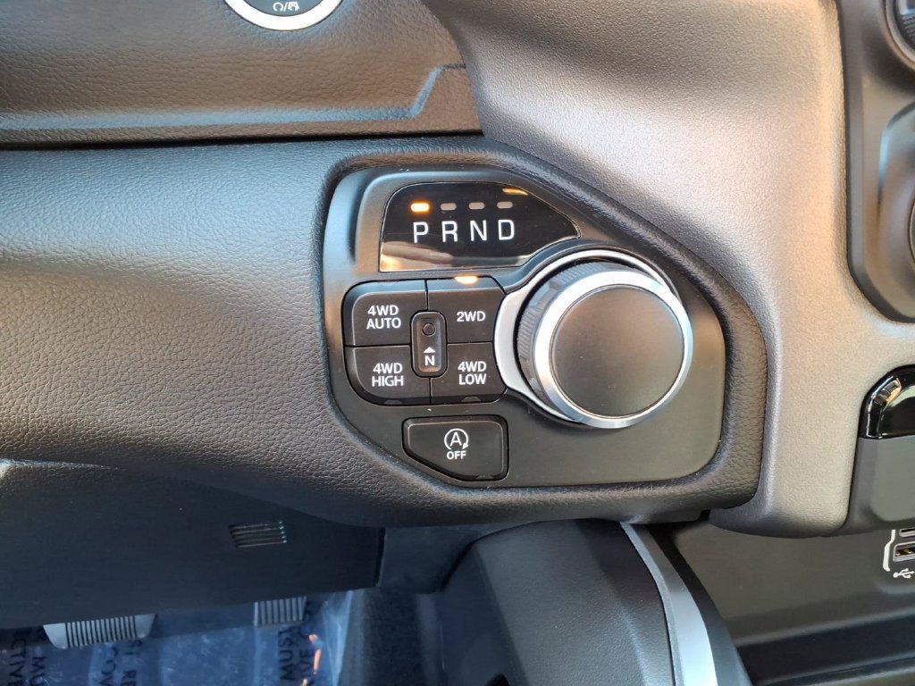 Used 2022 RAM 1500 Big Horn AWD/4WD image 22