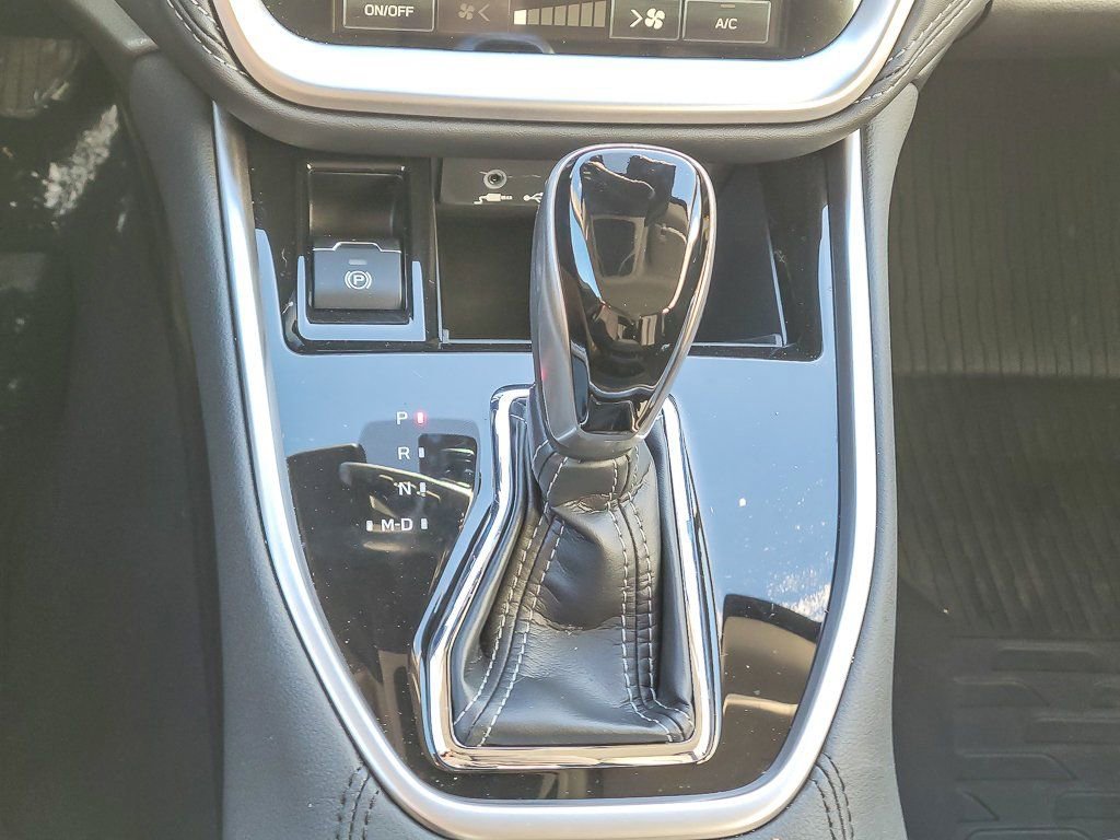 Certified 2025 Subaru Legacy Premium image 12