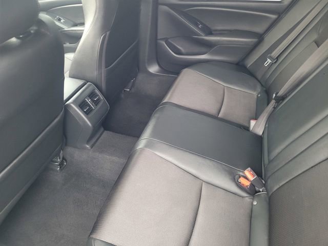 Used 2019 Honda Accord Sport image 10