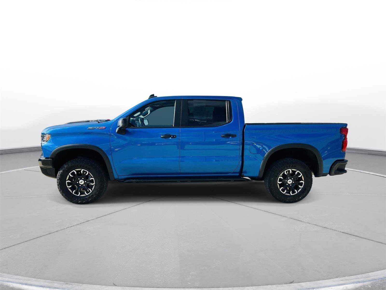 Used 2022 Chevrolet Silverado 1500 ZR2 w/ Technology Package image 40