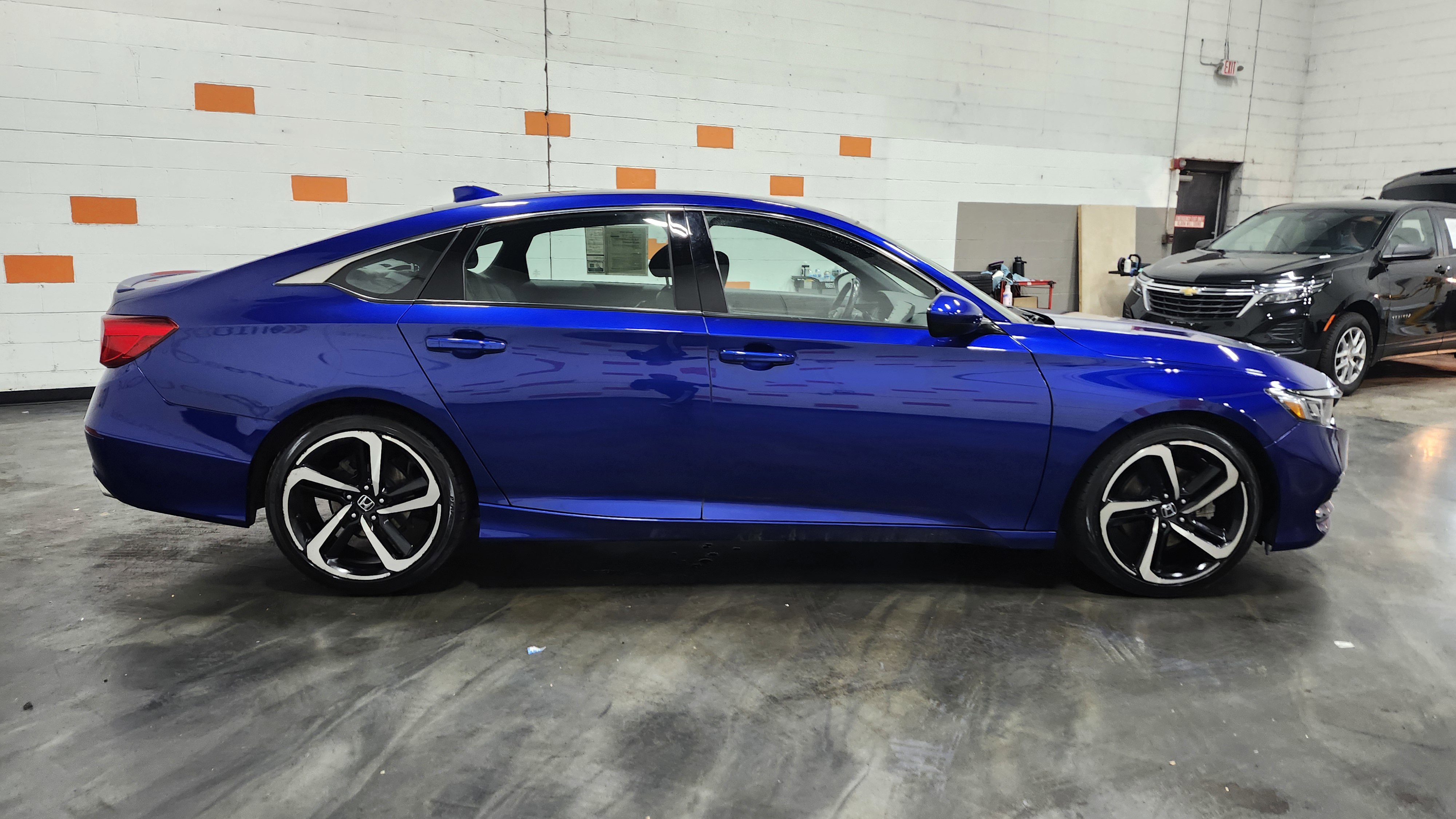 Used 2018 Honda Accord Sport image 18