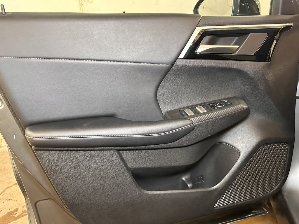 Used 2022 Mitsubishi Outlander SE AWD/4WD image 24