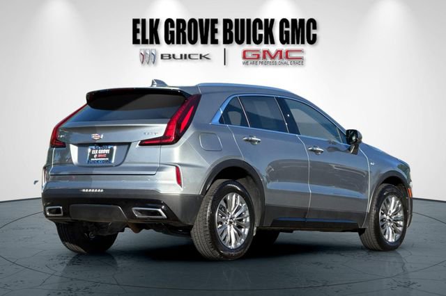 Used 2024 Cadillac XT4 Premium Luxury image 4