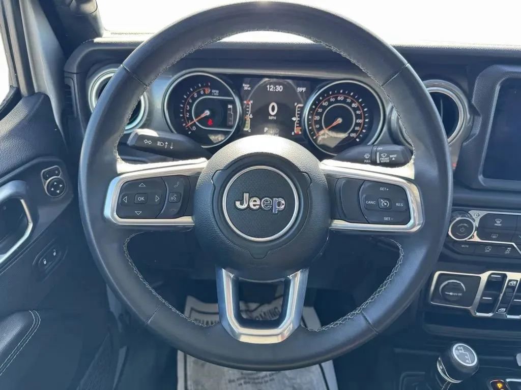 Used 2023 Jeep Gladiator Overland image 22