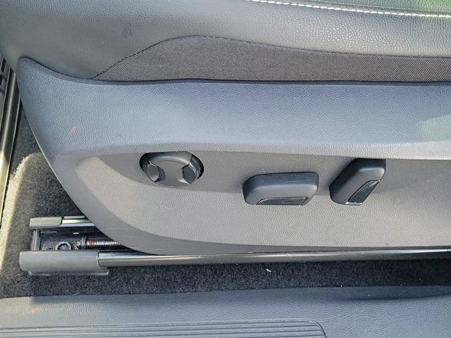 Certified 2023 Volkswagen Tiguan SE AWD/4WD image 18