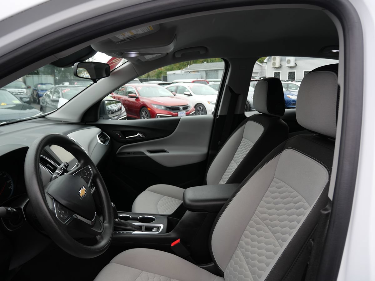 Used 2019 Chevrolet Equinox LS AWD/4WD image 10