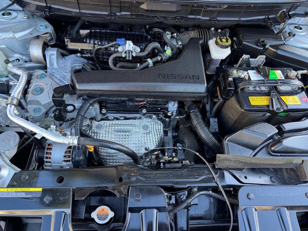 Used 2015 Nissan Rogue SV image 26