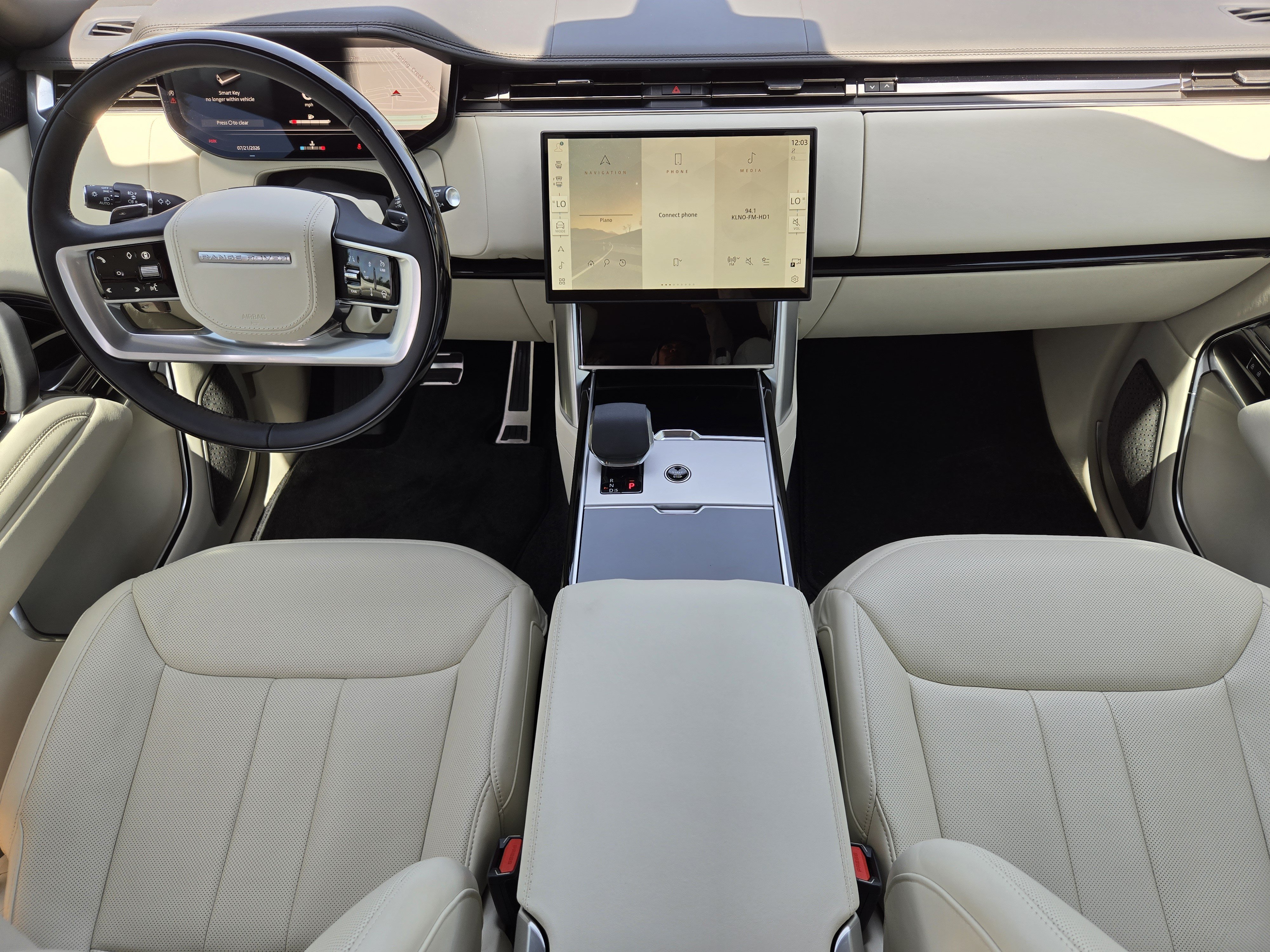 Used 2025 Land Rover Range Rover Long Wheelbase Autobiography AWD/4WD image 25