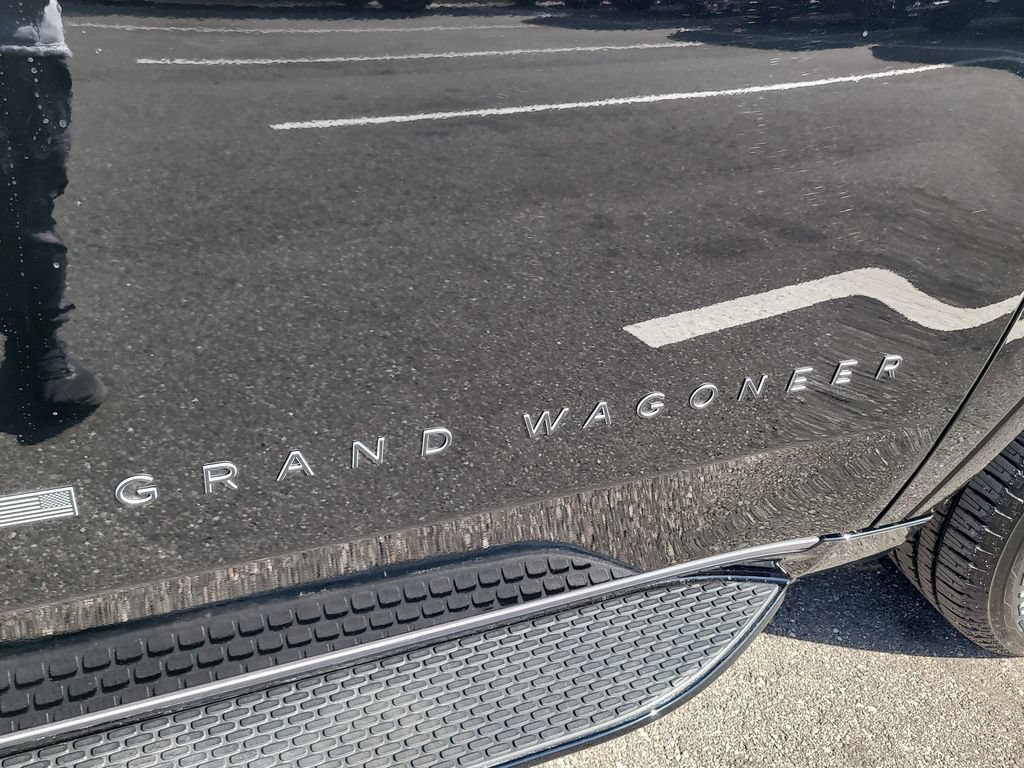 New 2026 Jeep Grand Wagoneer L 4WD w/ Premium Group I image 7