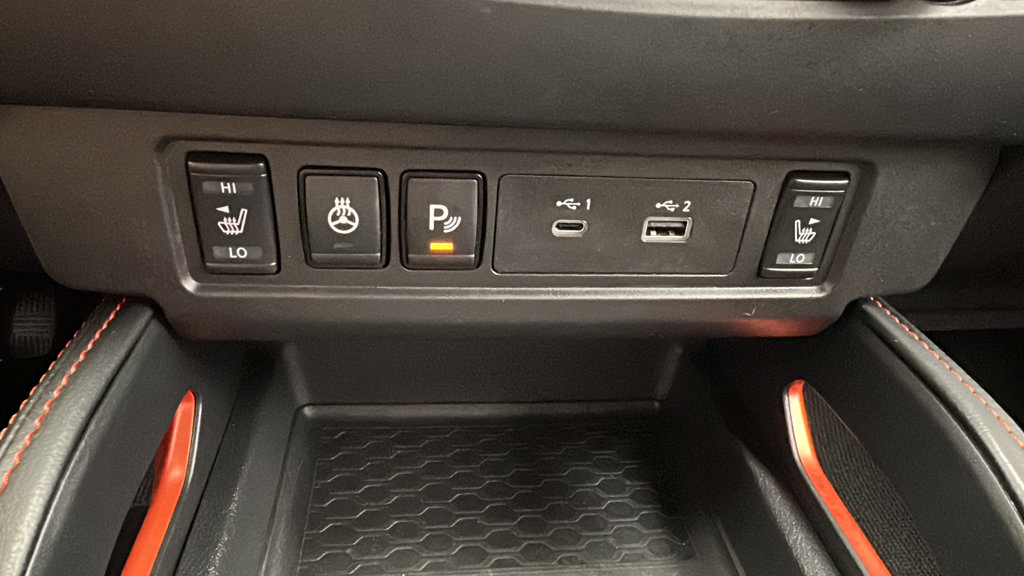 Used 2026 Nissan Frontier PRO-4X AWD/4WD image 21