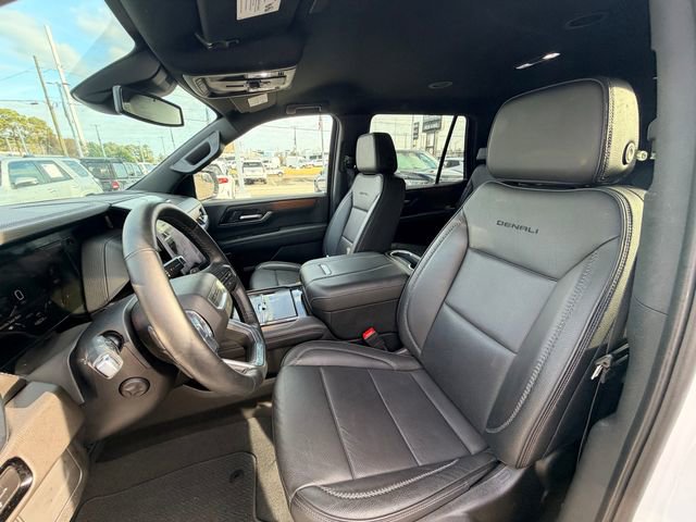 Certified 2025 GMC Yukon Denali image 12