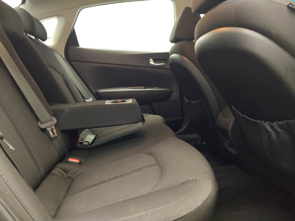 Used 2016 Kia Optima LX w/ Option Group 014 FWD image 19
