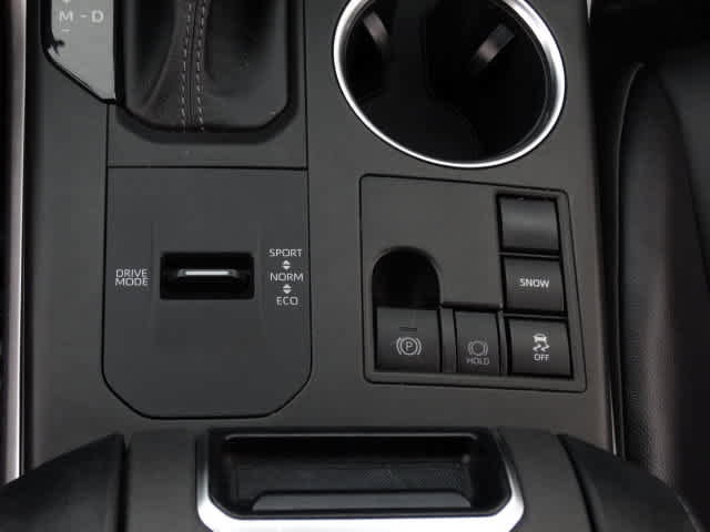 Used 2023 Toyota Highlander XLE image 34