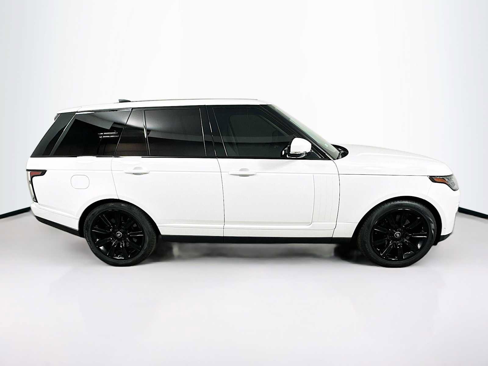 Used 2021 Land Rover Range Rover Westminster Edition image 8
