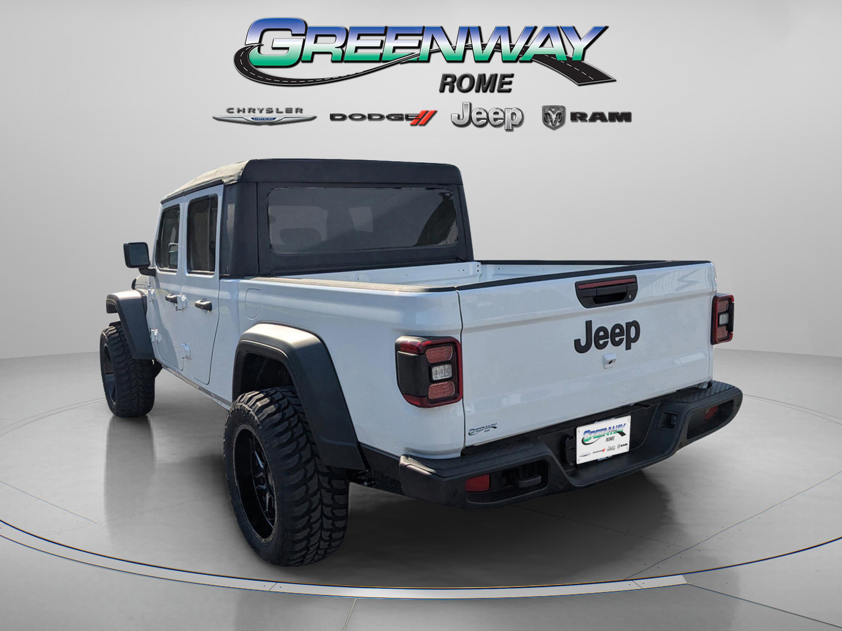 New 2025 Jeep Gladiator Sport image 4