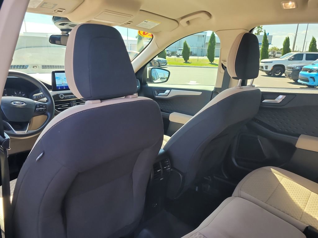 Used 2020 Ford Escape SE FWD image 9