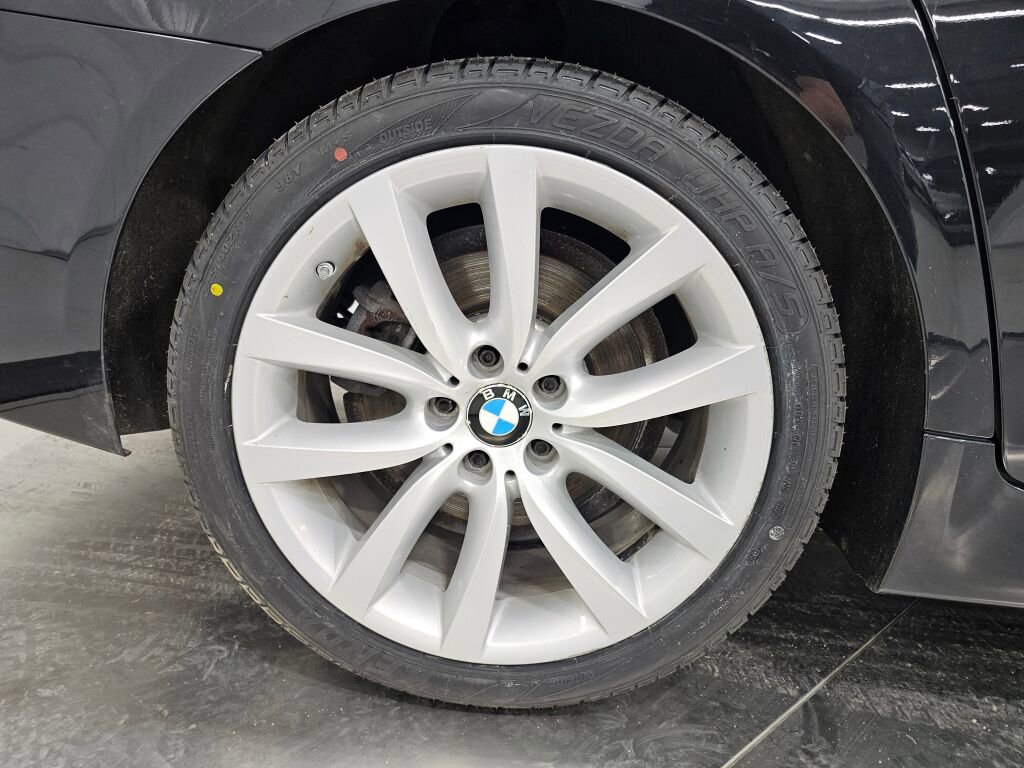 Used 2012 BMW 535i xDrive Sedan image 10