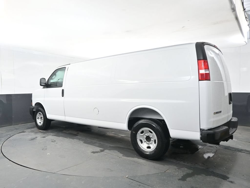 New 2026 Chevrolet Express 3500 Extended w/ Driver Convenience Package RWD image 3