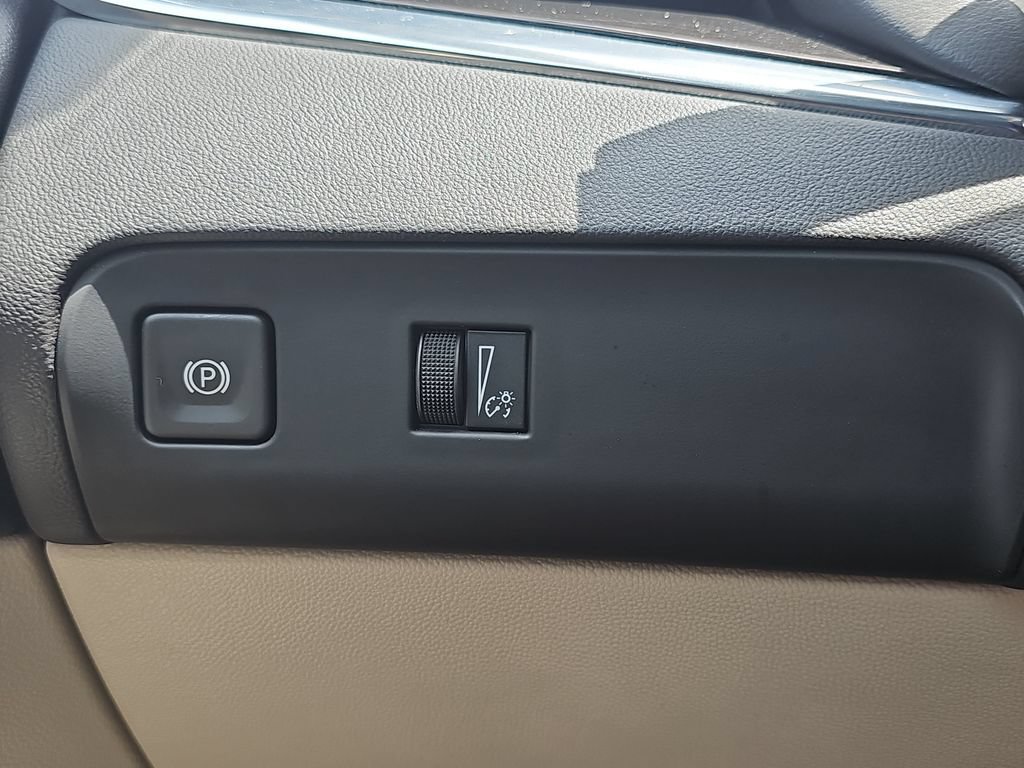 Certified 2024 Buick Enclave Essence w/ Trailering Package, 5000 lbs. AWD/4WD image 32